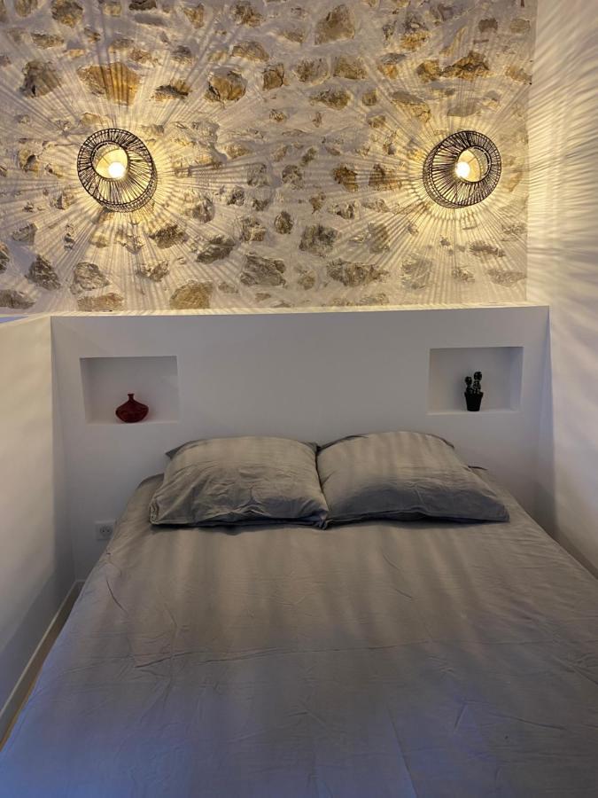 Petite Maison Typique De Ville Marseilles Buitenkant foto